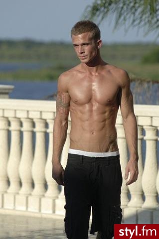 l. Cam Gigandet - Średnie Męskie Fryzury