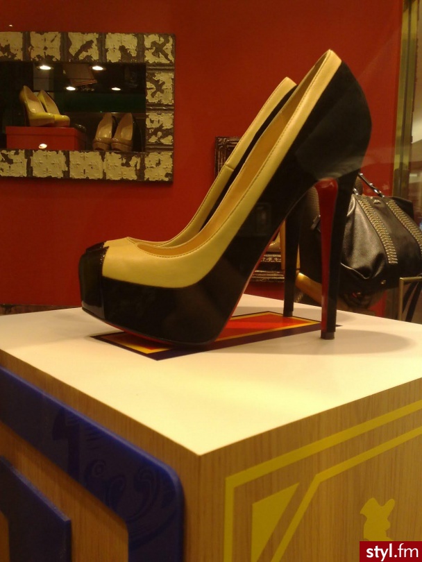 Szpilki Buty Moda