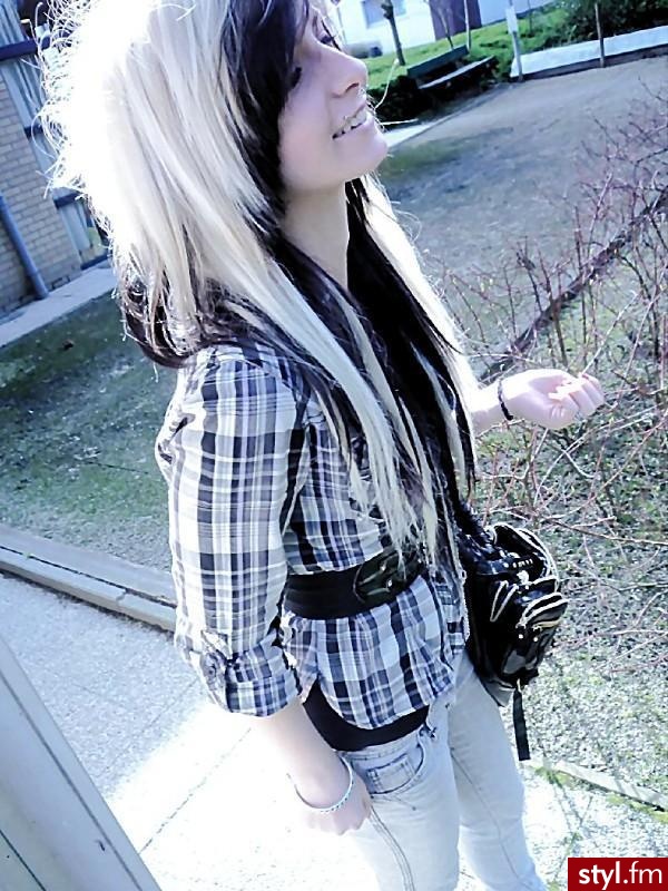 EMO Alternatywne Średnie Fryzury