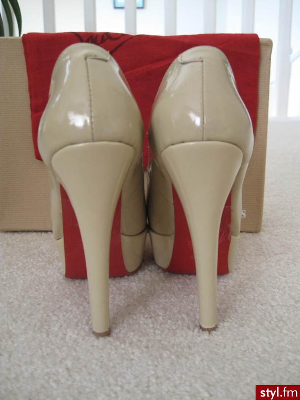 Szpilki Buty Moda