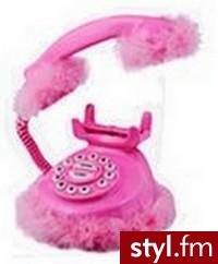 różowy telefon xD
mnie się bardzo podoba, bo lubie róż i piórka i wogóle xD ;P ! - Gadżety Inne Moda
