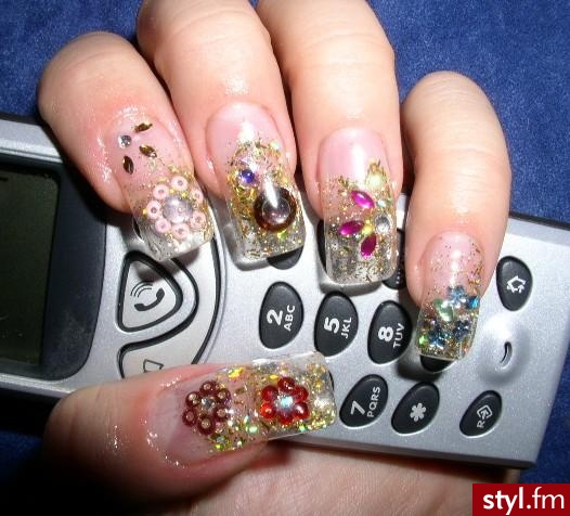 Autor: sarona22 13-12-2005. Autor: <b>sarona22</b><br /> - Paznokcie