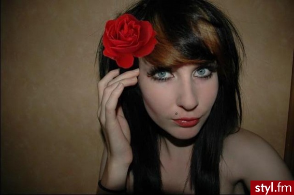 Średnie Fryzury