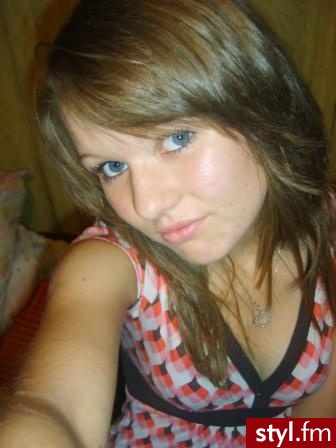 Średnie Fryzury