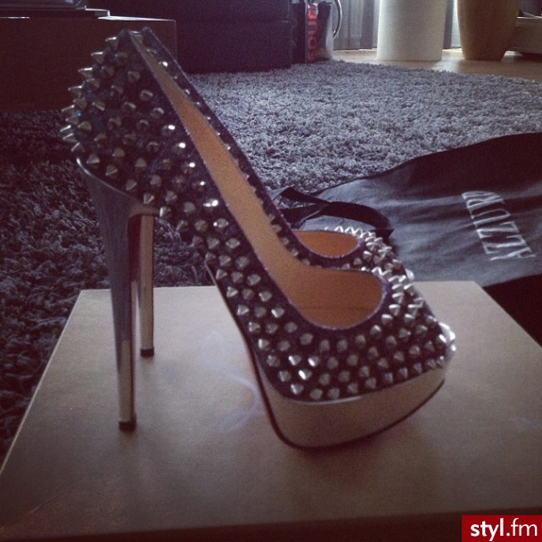 Szpilki Buty Moda
