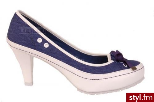 Pozostałe Buty Moda