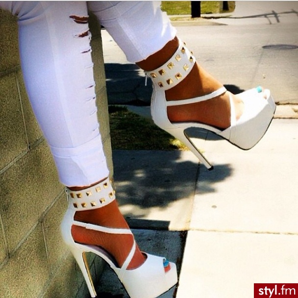 Szpilki Buty Moda