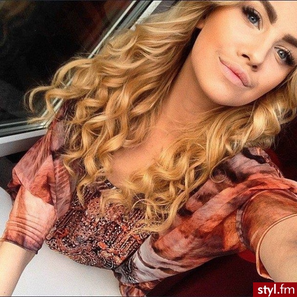 Blond Rozpuszczone Kręcone Na co dzień Długie Fryzury