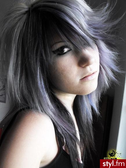 Kolorowe EMO Alternatywne Średnie Fryzury