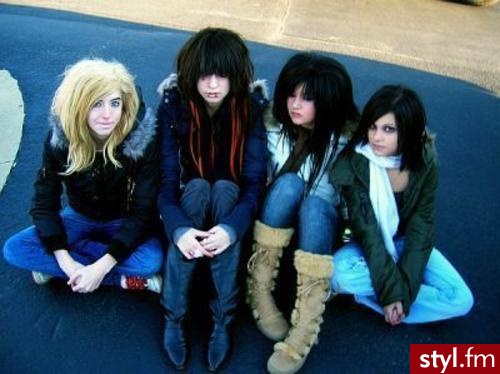 EMO Alternatywne Średnie Fryzury