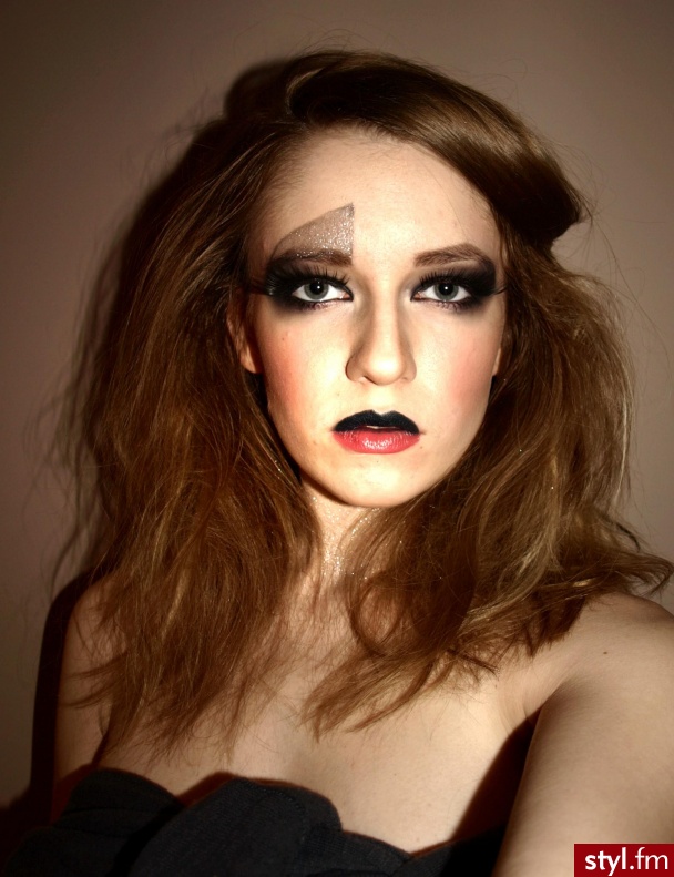 www.redmylips.blog.pl - Artystyczne Makijaże