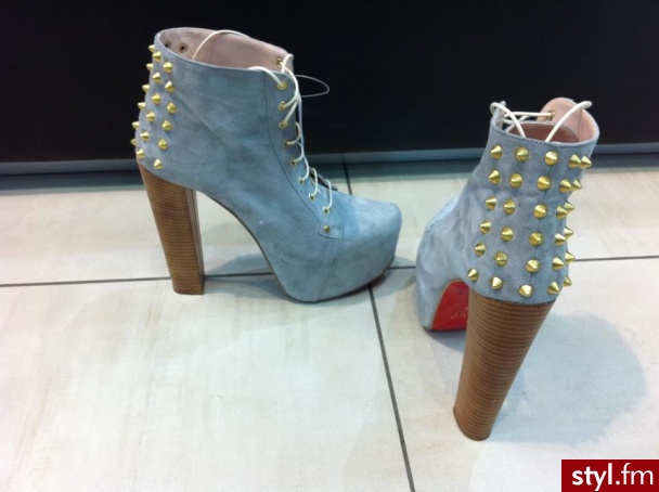 Pozostałe Buty Moda