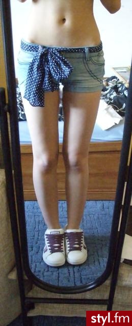 spodenki - Tally Weijl,
buty - Cropp - Pozostałe Ciuchy Moda