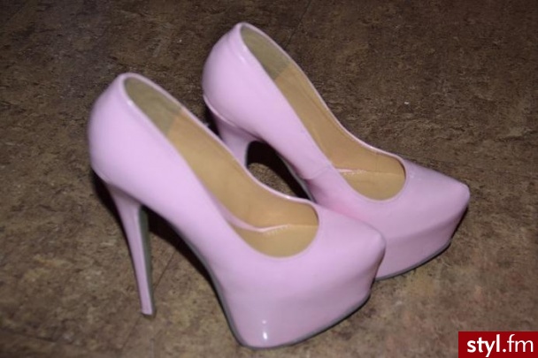 Szpilki Buty Moda