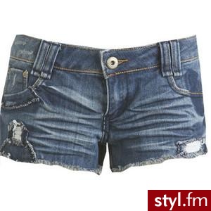 Patched Raw Hem Short - Teen Clothing by Wet Seal - Polyvore. Pobrano ze strony: http://www.polyvore.com/patched_raw_hem_short_teen/thing?id=12134441 - Pozostałe Ciuchy Moda