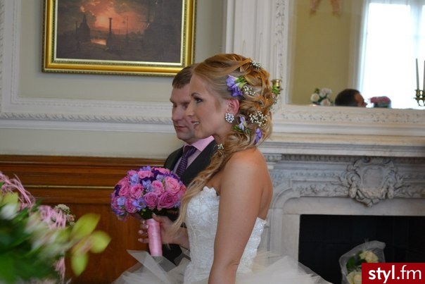 Ślubne Długie Fryzury