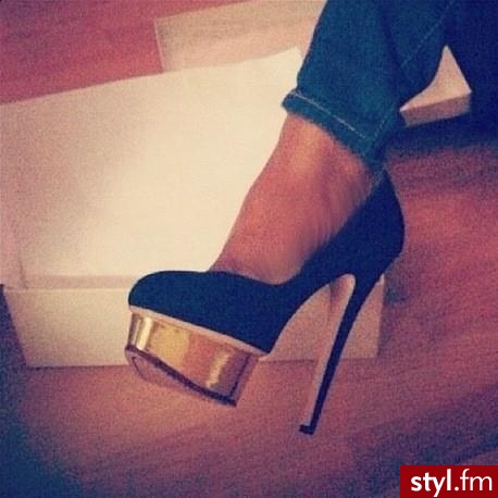 Szpilki Buty Moda