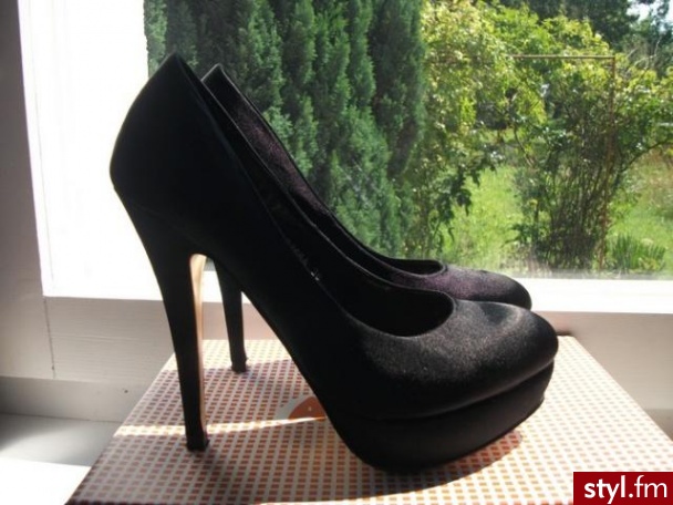 Szpilki Buty Moda