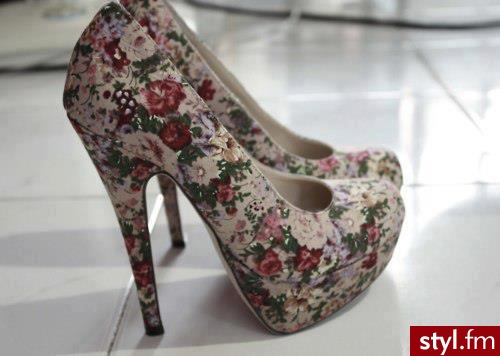 Czółenka Buty Moda