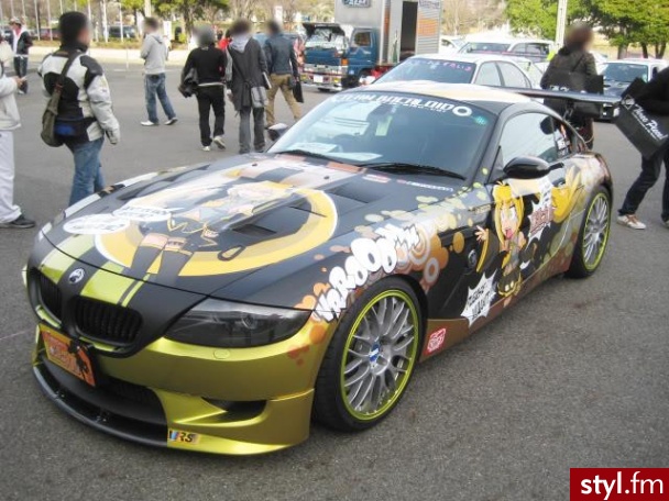 Zdjęcia zostały zrobione na imprezach zwanych "Itasha". - Misz-masz