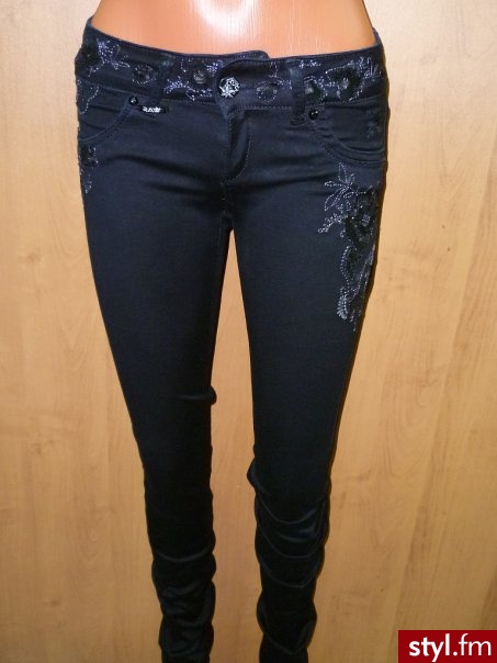 Jeansy Spodnie Moda