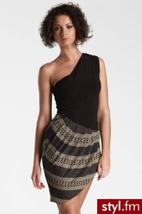 answer.com - Sukienki Moda