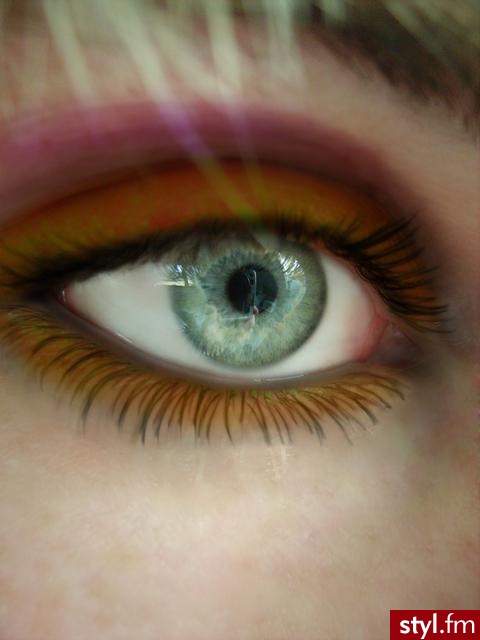 TO NIE JEST MÓJ MAKE-UP
Więc więcej fotek nie mam! - Makijaże