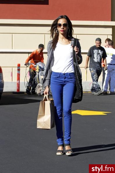 Zoe Saldana - Moda uliczna Inne Moda