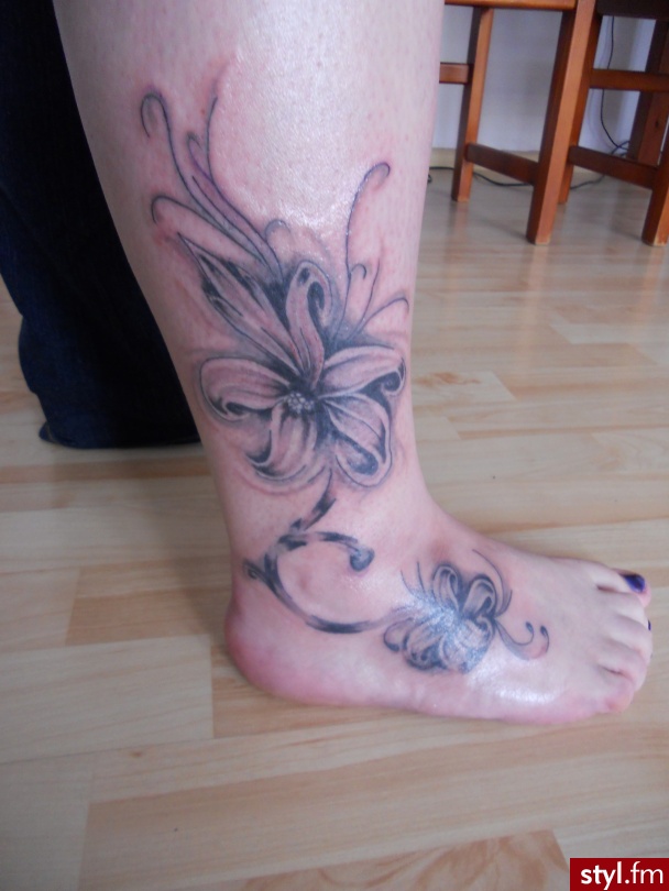 tatuaz wykonany moja reka 
 - Tatuaże