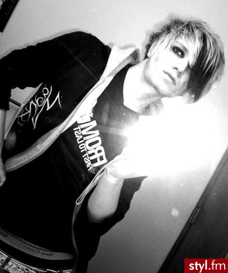 EMO Alternatywne Średnie Fryzury