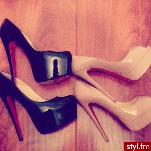 Szpilki Buty Moda