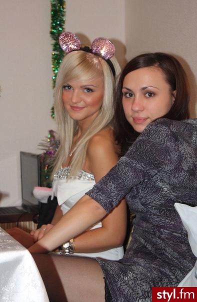 Blond Rozpuszczone Proste z grzywką Na co dzień Długie Fryzury