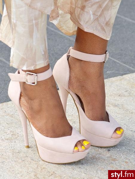 Szpilki Buty Moda