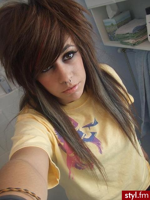 EMO Alternatywne Średnie Fryzury