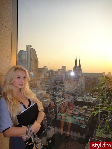 Blond Rozpuszczone Kręcone Na co dzień Długie Fryzury