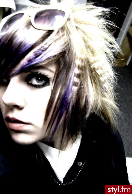 EMO Alternatywne Średnie Fryzury