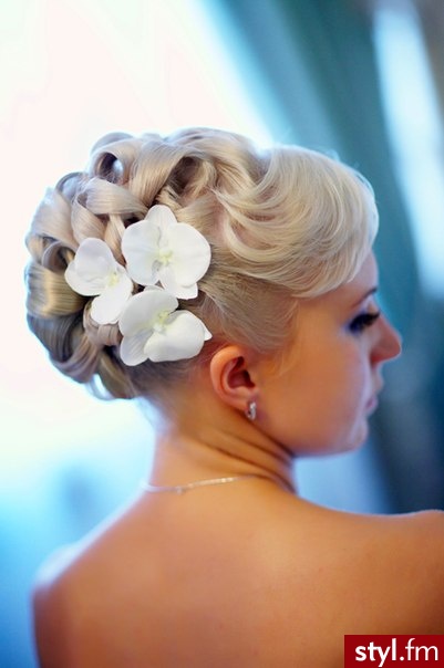 Blond Kok Proste Ślubne Długie Fryzury