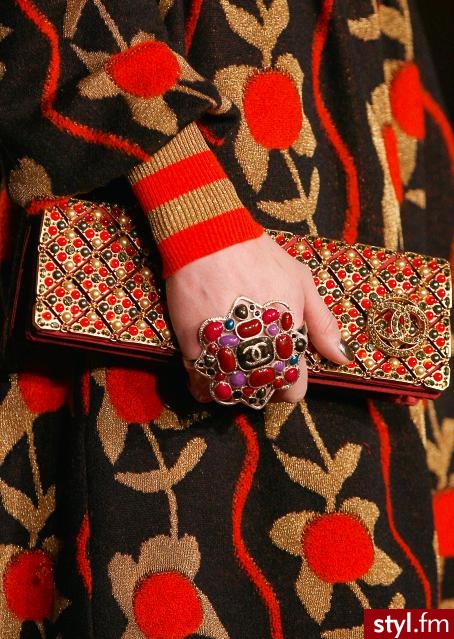 pierścionek + kopertówka. Chanel - Pozostałe Dodatki Moda