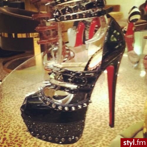 Szpilki Buty Moda