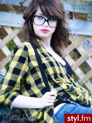 Średnie Fryzury