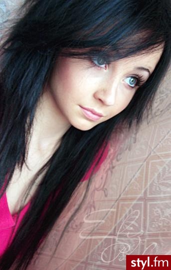 Średnie Fryzury