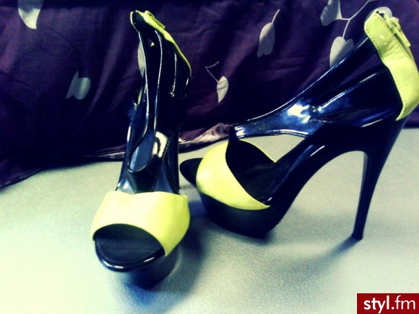 Szpilki Buty Moda
