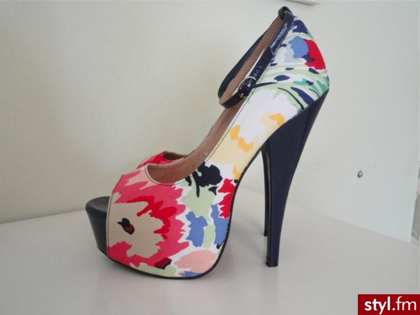 Szpilki Buty Moda