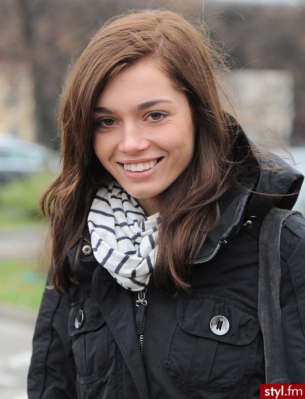 Paulina Papierska - Długie Fryzury