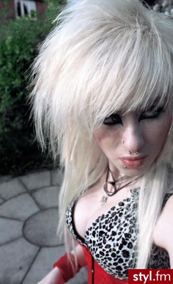 emo fryzura - EMO Alternatywne Średnie Fryzury