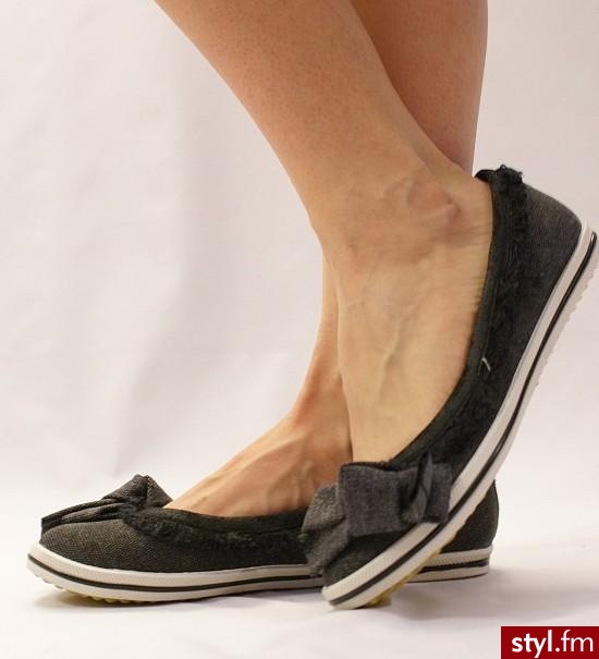 Pozostałe Buty Moda