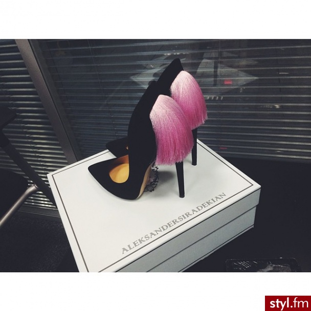 Szpilki Buty Moda