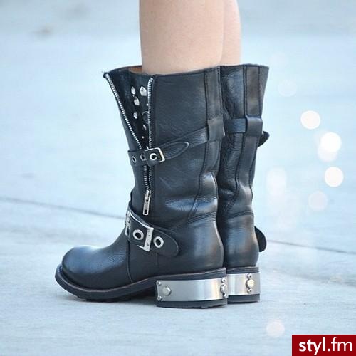 Glany Buty Moda