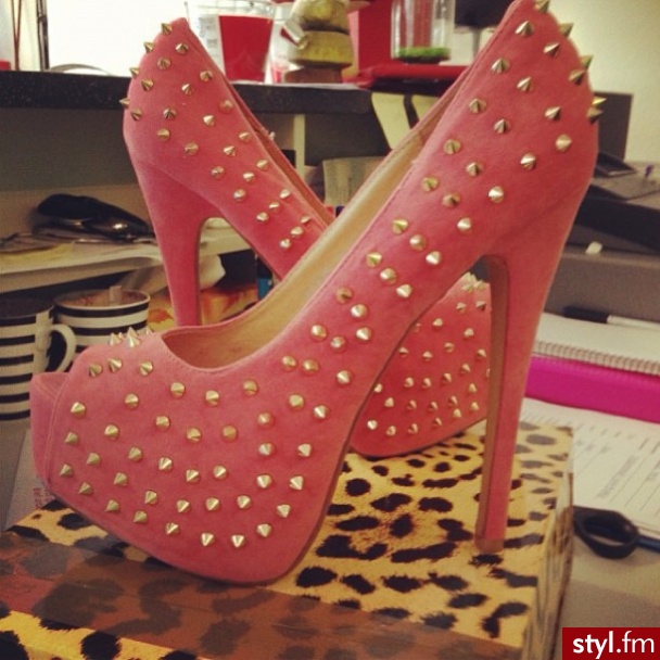 Szpilki Buty Moda