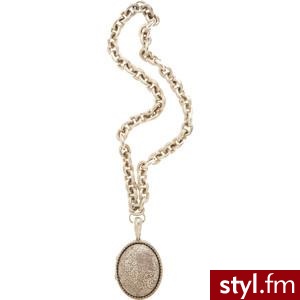 Olivia Collings Antique Jewelry Etched Locket Necklace - Polyvore. Pobrano ze strony: http://www.polyvore.com/olivia_collings_antique_jewelry_etched/thing?id=31254184 - Misz-masz